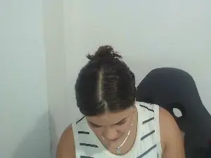 Alixxxcarth  live sex cam