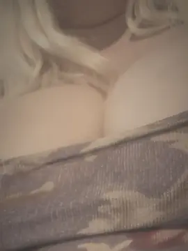 EddyWhore69  live sex cam