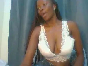 Pussy_lipss  live sex cam