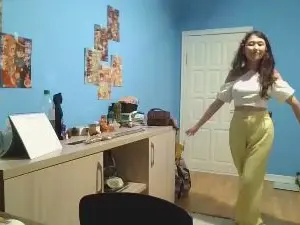 HollieLapila  live sex cam