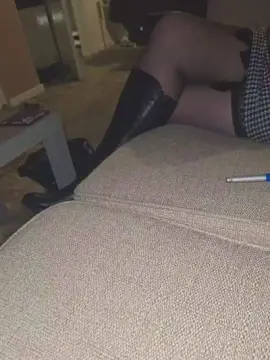 Dogginguk1  live sex cam