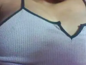 Selenh  live sex cam