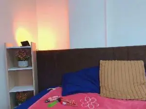 Emiily_Grantt  live sex cam