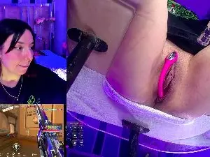 NicoleFerrel  live sex cam