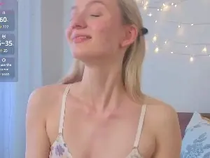 EasterHerlan  live sex cam