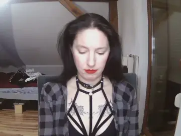 JudyHypnotic  live sex cam