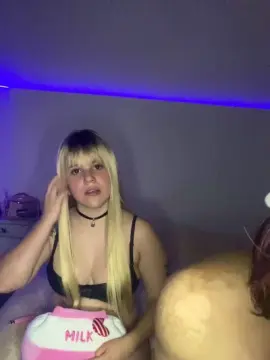 Juli20024  live sex cam