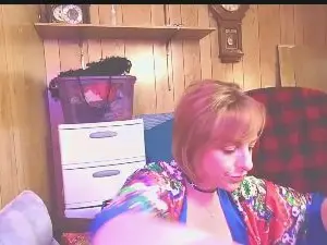 Lilmissmuppet  live sex cam