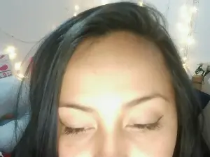 Hannash_09  live sex cam