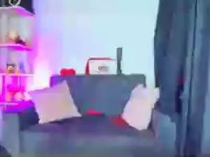 Zully_Green  live sex cam