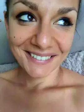 RomaDea  live sex cam