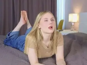 ShannanHoving  live sex cam