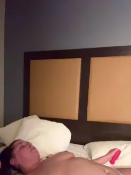 Teuelovers1  live sex cam