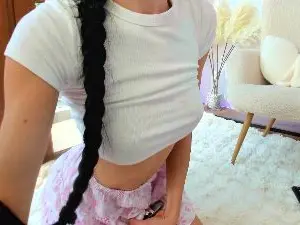 Ilariea_girl  live sex cam