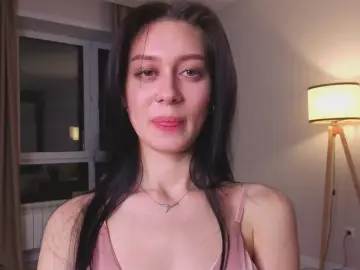 Milanaluxe  live sex cam