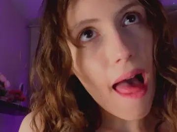 BreeToliongco  live sex cam
