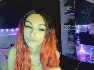 MiniFoxx  live sex cam