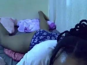 Flirty_girl  live sex cam