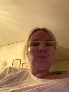 Lucestellata  live sex cam