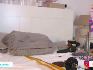Emma_babe  live sex cam