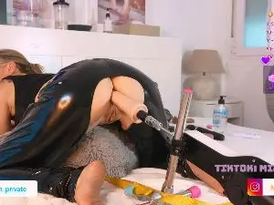 Emma_babe  live sex cam