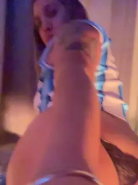 Sirena65  live sex cam