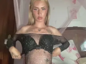 Barbieyasmin18  live sex cam
