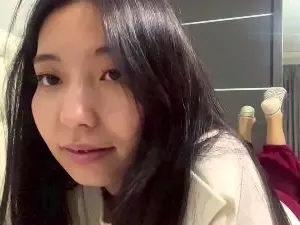 LaineColby  live sex cam