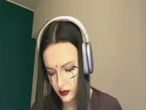 AlineDubis  live sex cam