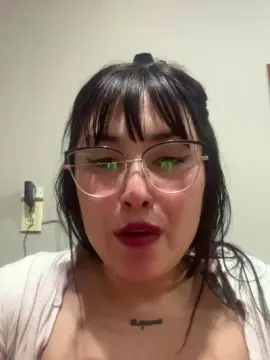 Lareyni26  live sex cam
