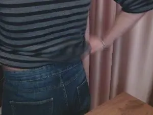 LauraOven  live sex cam