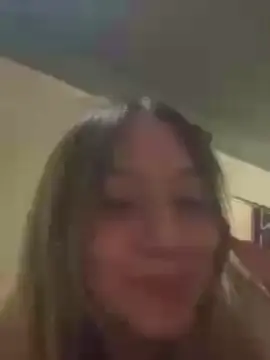 Babychiara  live sex cam