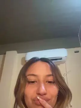 Babychiara  live sex cam