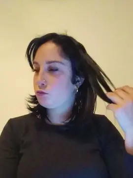Bellothaxxx  live sex cam