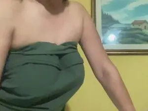 Martinabigst  live sex cam