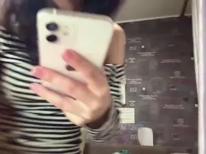 SalleyGoertz  live sex cam