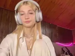 GennySembler  live sex cam