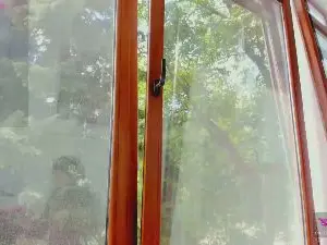 Naila18  live sex cam