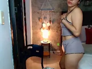 Daniela_castroo  live sex cam