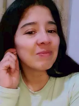 Yumix19  live sex cam