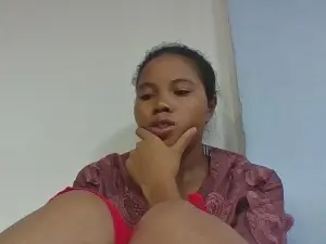 Julie349  live sex cam