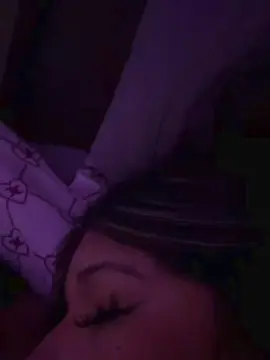 Pearlina18  live sex cam