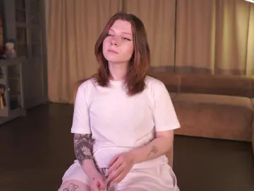 AlethiaChura  live sex cam