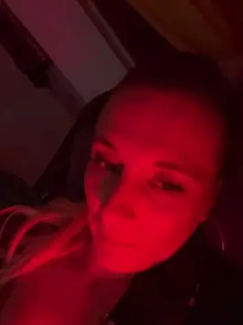Mmpspeur  live sex cam
