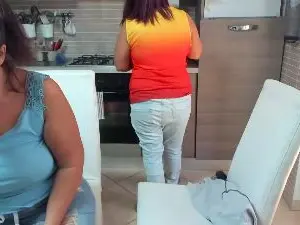 Carolyne2023  live sex cam