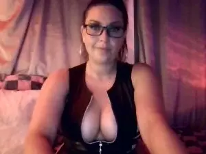 Stevienoize  live sex cam