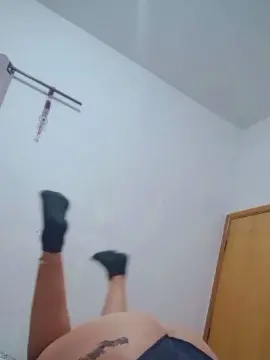 Laiisinha1801  live sex cam