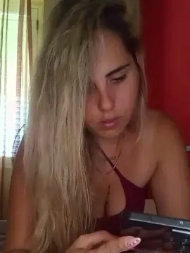 Emilyvuxa  live sex cam