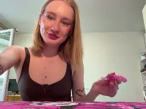 DorieRines  live sex cam