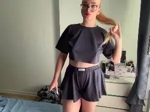 SlyviaBartucca  live sex cam